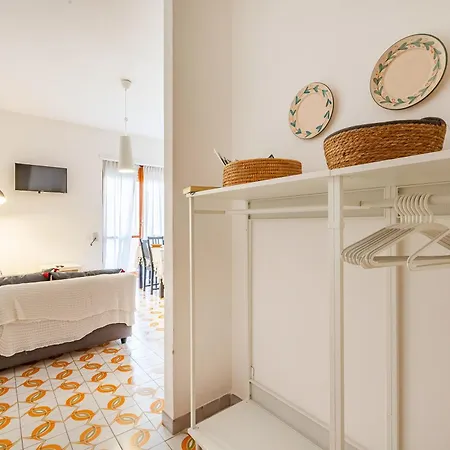 Apartament Caddipulina 200m Sea - Happy *