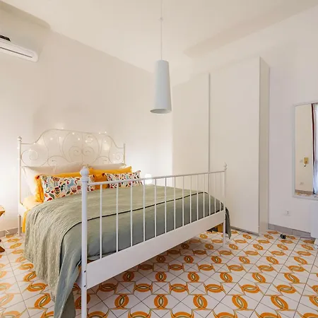 Apartament Caddipulina 200m Sea - Happy